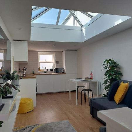 1 Bedroom Modern Duplex Southampton Eksteriør billede