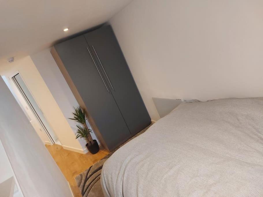 1 Bedroom Modern Duplex Southampton Eksteriør billede