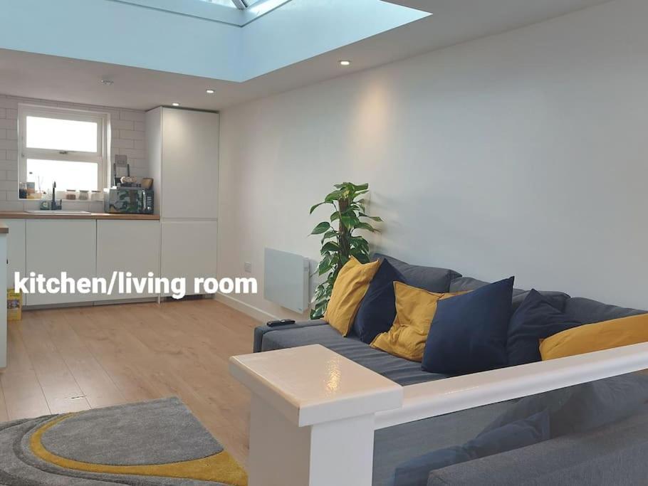 1 Bedroom Modern Duplex Southampton Eksteriør billede